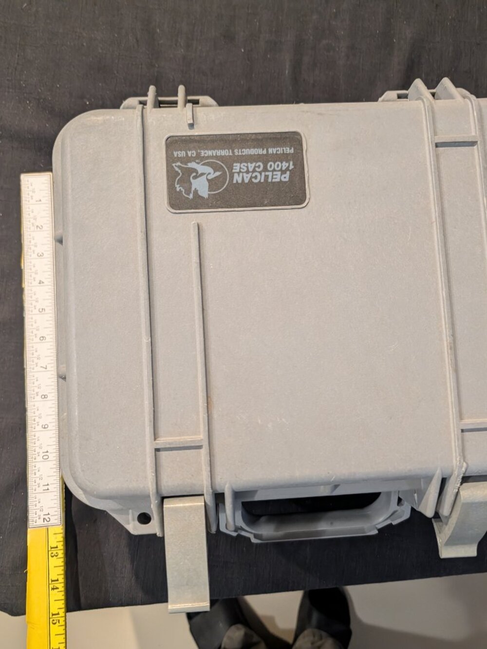 Pelican 1400NF Case (Silver) - Picture 6 of 15